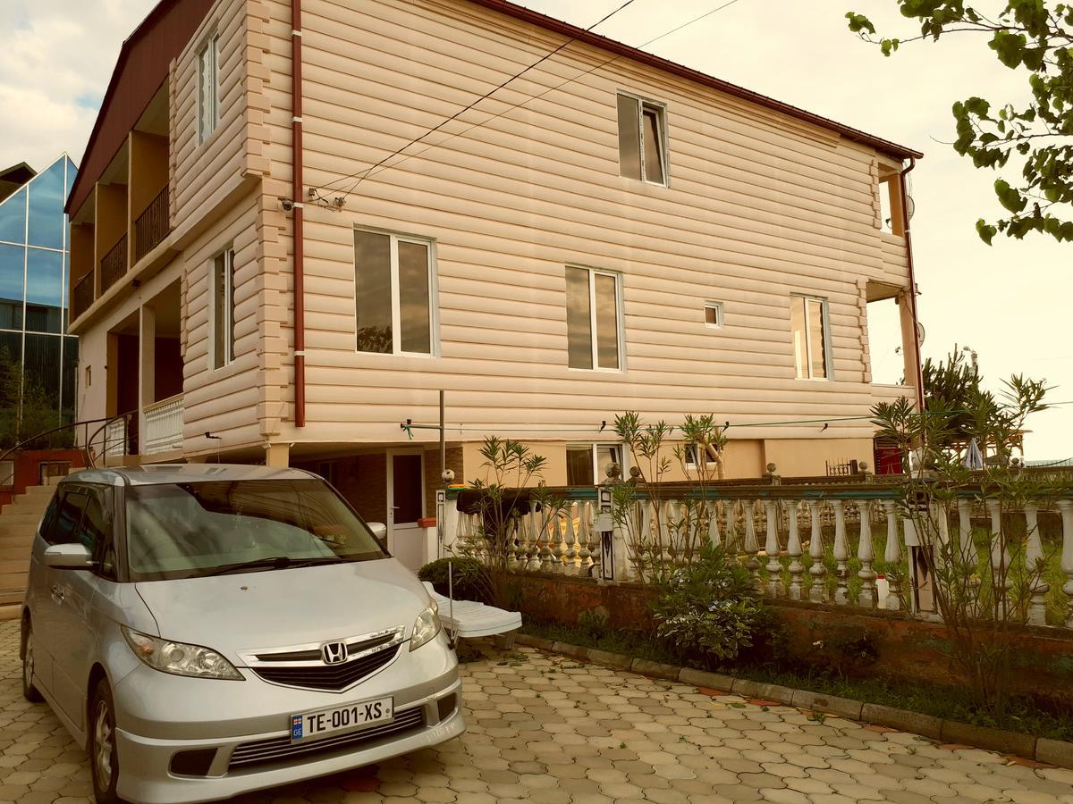 Kobuleti Lalima House Hotel ภายนอก รูปภาพ
