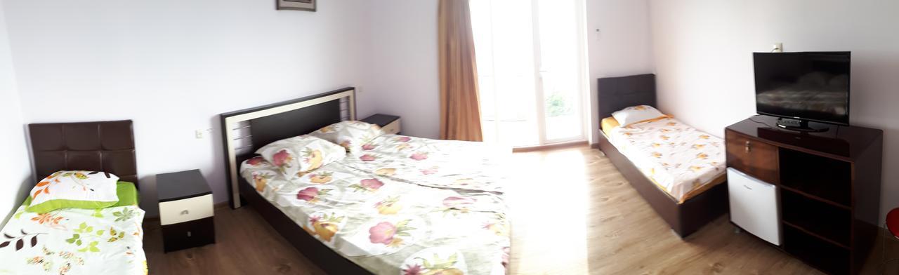 Kobuleti Lalima House Hotel ภายนอก รูปภาพ
